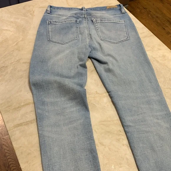 BLANKNYC The Great Jones Mid-Rise Zipper Trim Jeans - Picture 6 of 8